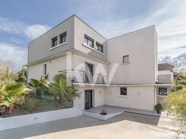 Maison contemporaine d'architecte - Élégance, volumes et l