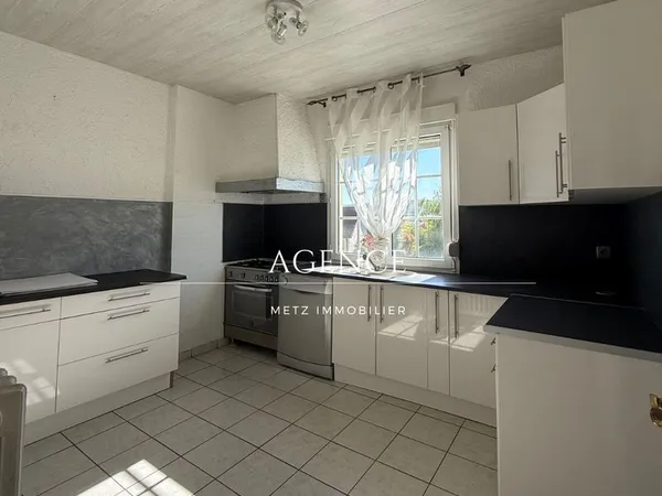 Maison 6 pièces 100 m²