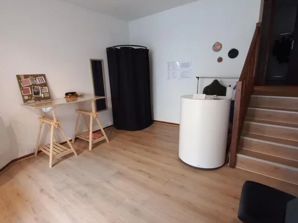Local commercial 61 m²