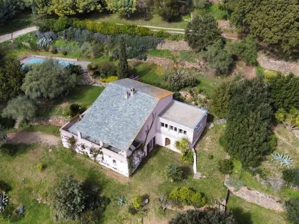 Villa 4 pièces 165 m²