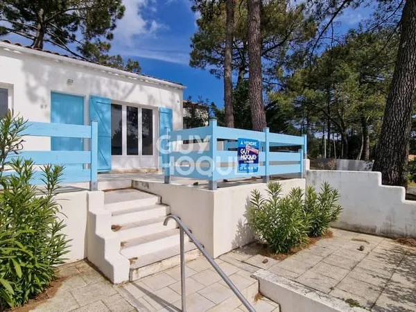 Maison à vendre à LA PALMYRE ((17570) - plain pied, 2 chambres, proche mer