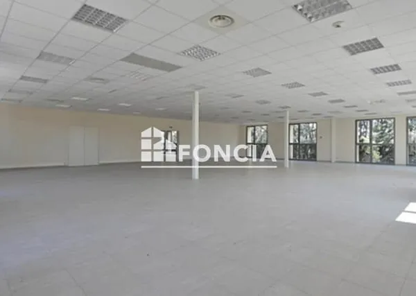 Local - Bureau 1242m² à vendre 1350000€ - Avignon 84140