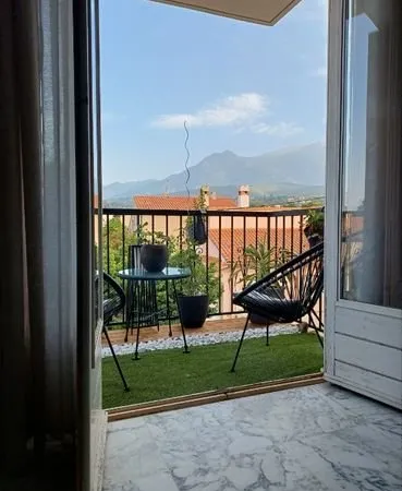 Appartement T3 lumineux avec vue Canigou - parking privé, cave, garage - Rénové en 2024