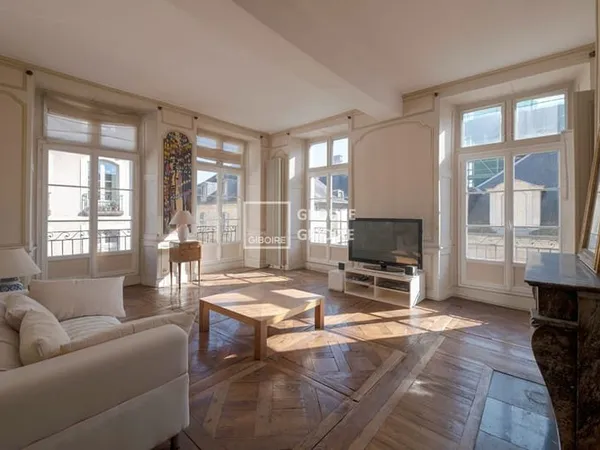 A VENDRE - AGENCE GIBOIRE *EXCLUSIVITE* - RENNES CENTRE-VILLE - Appartement Rennes 5 pièce(s) 117.24