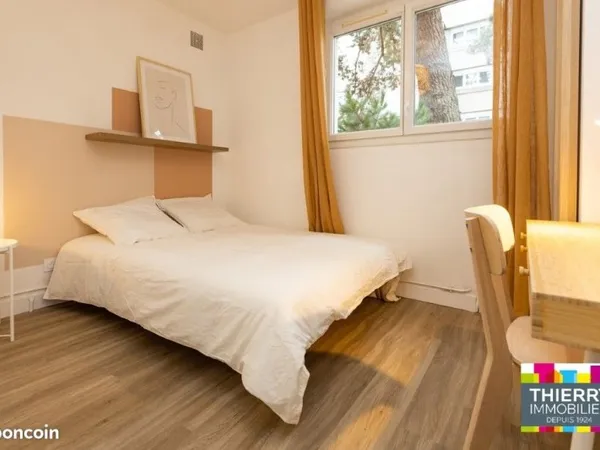 Chambre 1 pièce 9 m²