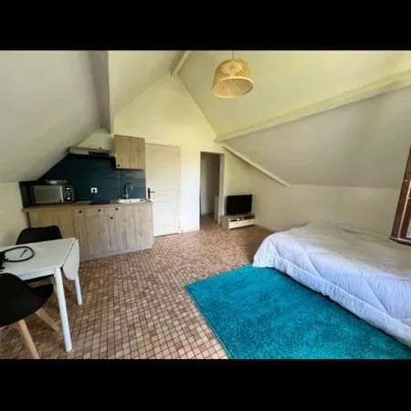 À Maurepas village studio meublé 25m2