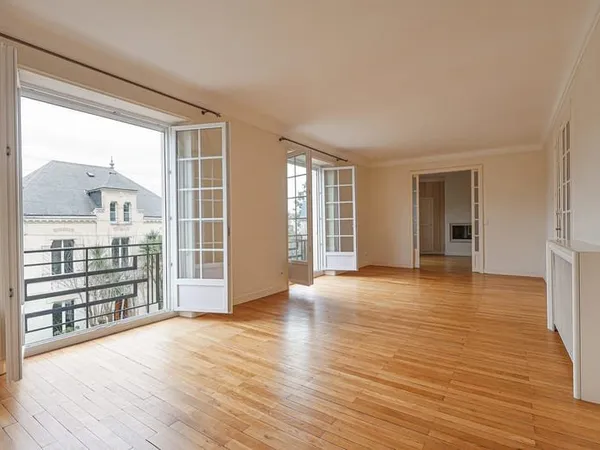Appartement T5 Nantes - Adresse recherchée dans un Passage pri