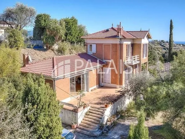 Maison 5 pièces 136 m²