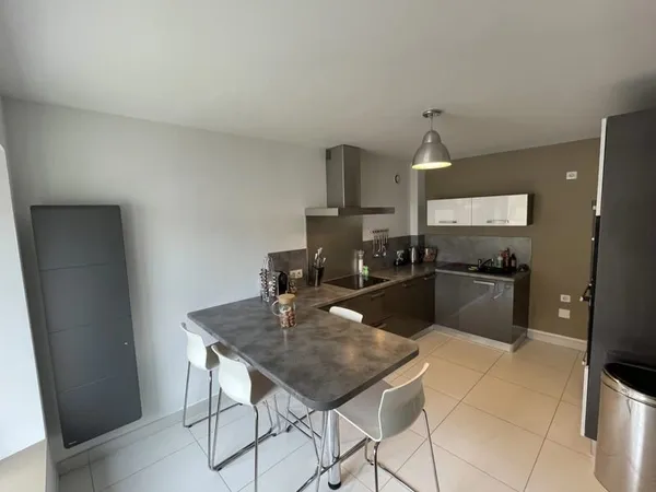 Appartement duplex Prémanon - 2 chambres, terrasse, garage - Proche pistes et frontière suisse