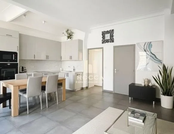 NICE - Libération : Appartement 2 pièces en rez de jardin