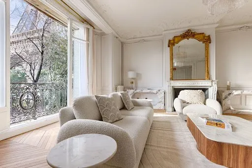 Appartement 6 pièces 265 m²