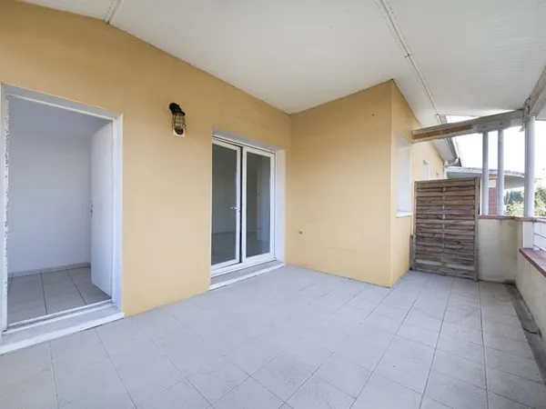 AUCAMVILLE T3 centre-ville - BALCON DE 14m² !