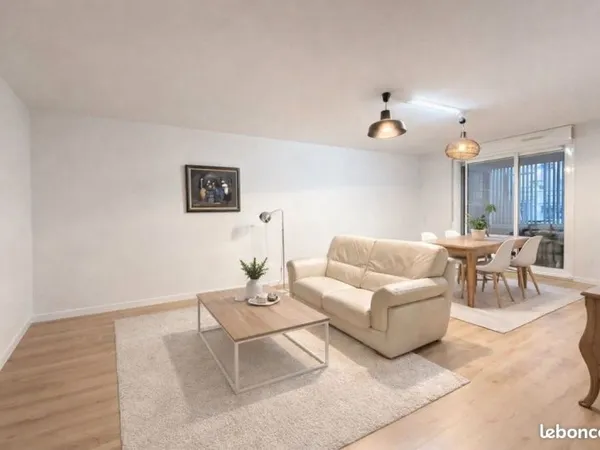 Grand Duplex Dernier Étage+Parking -Recollets