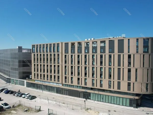 Bureaux 198 m²