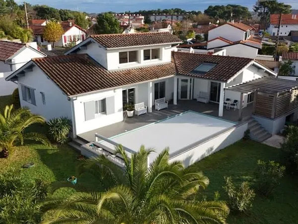 Propriété À Vendre