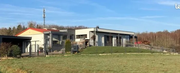 Maison contemporaine 172m² - Grand Jardin - Piscine - Vue panoramique sur les Vosges