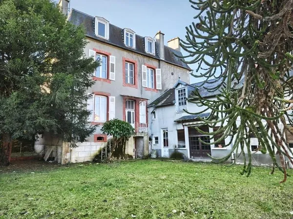 Immeuble Nexon 8 pièce(s) 210 m2 plus petite Maison à rénover plus Terrain 462 m²