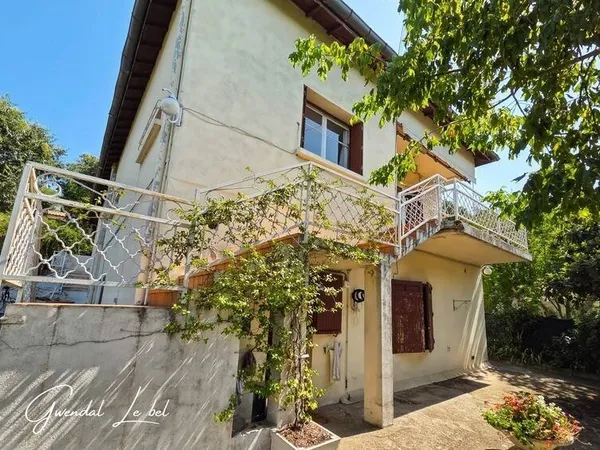 Maison 5 pièces 161 m²