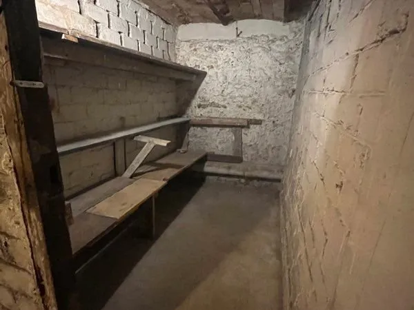 Loue cave 4 m2 à Paris 15e