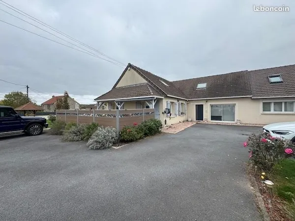 Propriété 8 pièces 180 m²