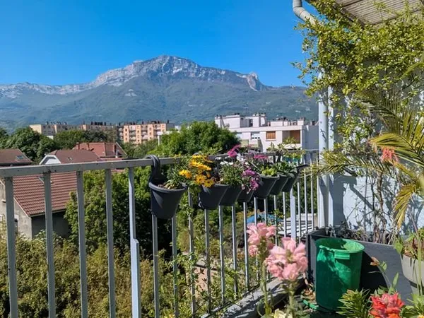 Appartement T3 pièces 61 m²