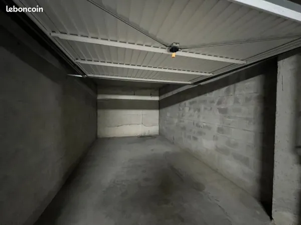 Garage double