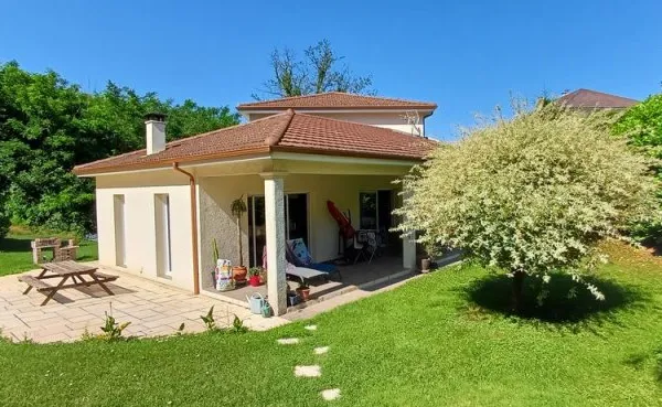 Maison/Villa 5 pièces (138 m2) à CHEYSSIEU