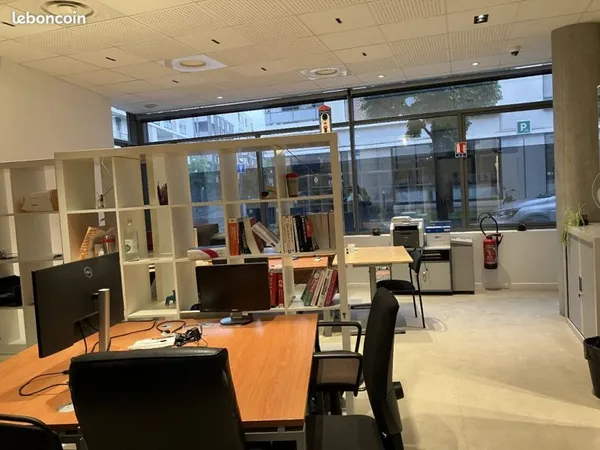 Local commercial 78 m² LYON 7EME ARRONDISSEMENT