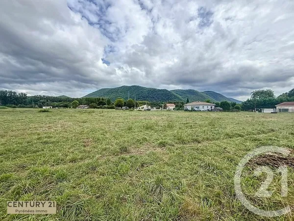Terrain 1180 m²