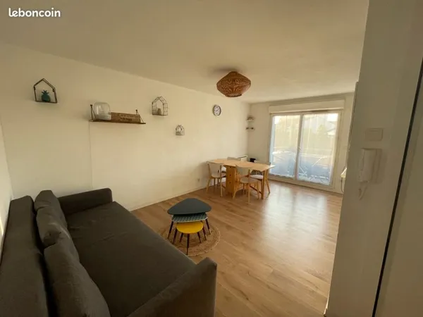 Appartement T2 avec balcon à Belcier (proche gare) - calme