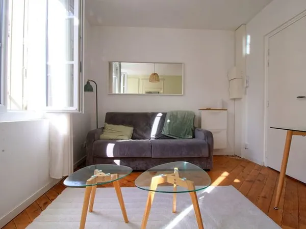 A LOUER - STUDIO MEUBLE - ROUEN CENTRE
