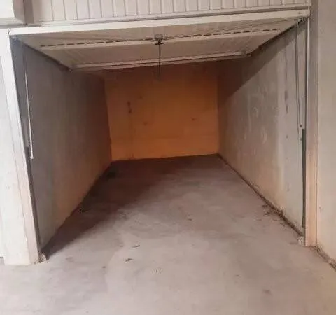 Parking 11 m²