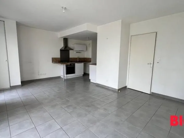 APPARTEMENT A VENDRE BRUZ ASCENSEUR JARDIN GRANDE TERRASSE ET GARAGE