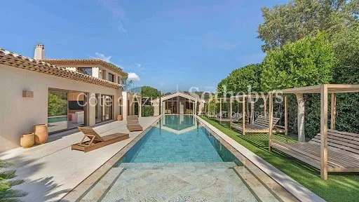 Maison 9 pièces 316 m²