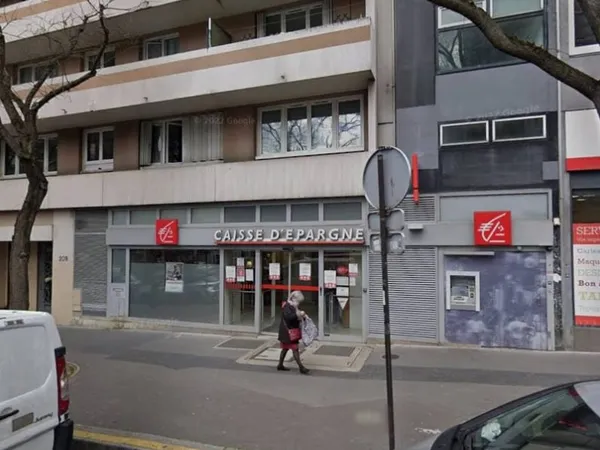 Local commercial 152 m²