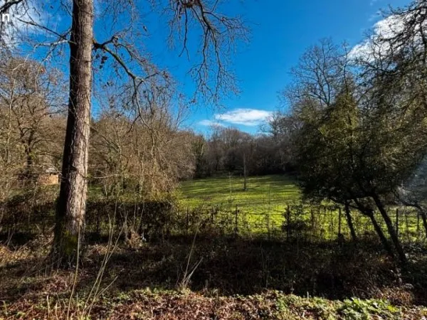 Terrain 1 200 m² Latresne