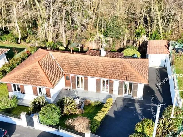 Maison individuelle avec vue forêt