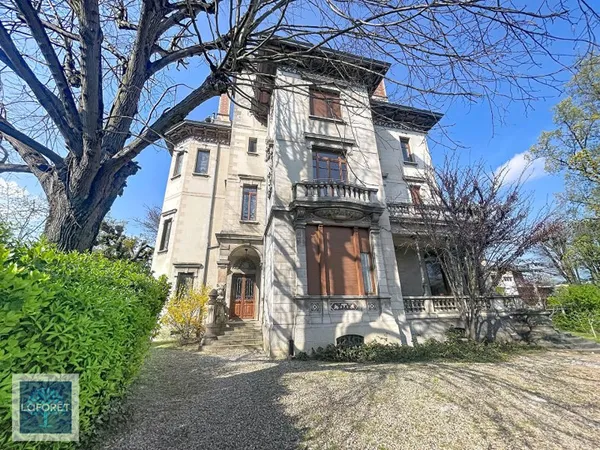 Appartement 6 pièces 118 m²