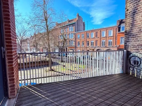 Triplex atypique avec terrasse - 3 chambres