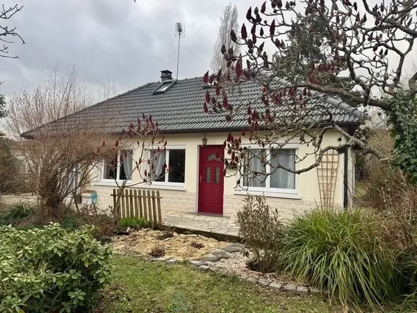 Maison avec terrain 1000m2