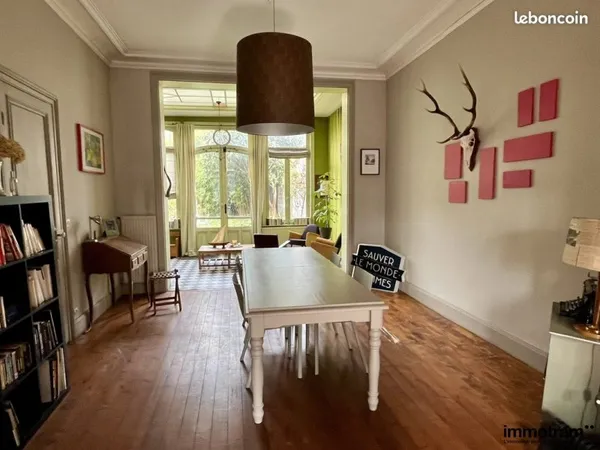Maison 6 pièces 205 m²