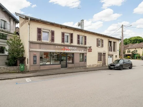 Boulangerie et appartement