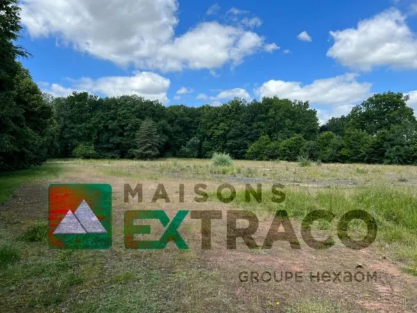 Terrain 794 m²