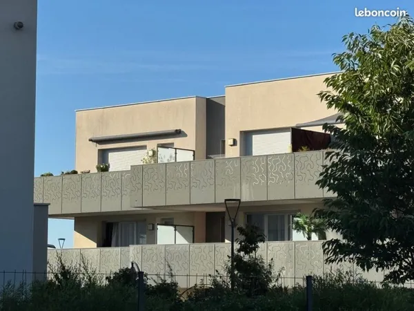Vente à terme LIBRE - T5 Frontière SUISSE, récent, vue lac