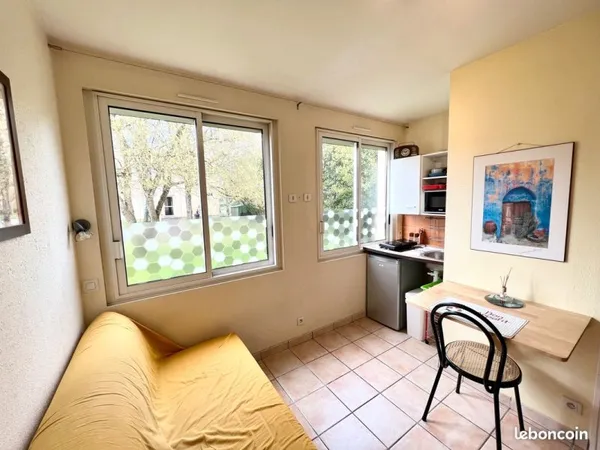 Loue Studio meublé