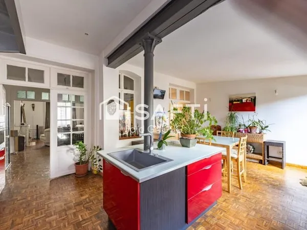 Maison 8 pièces 173 m²