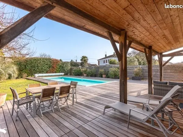 Villa 6 pièces 150 m²
