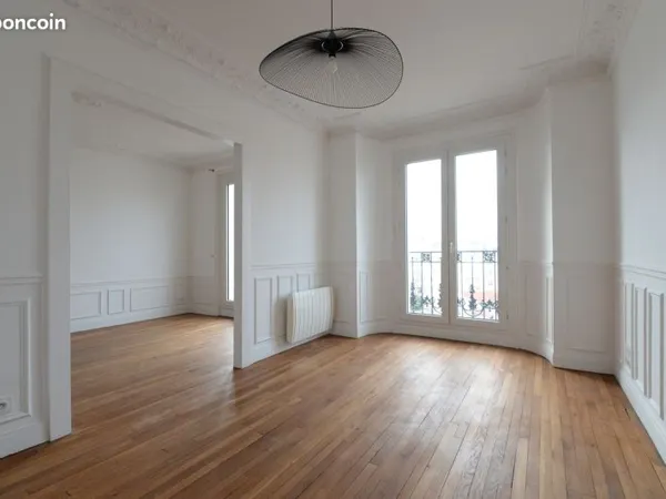 Vente appartement 3 pièces 63 m² Courbevoie