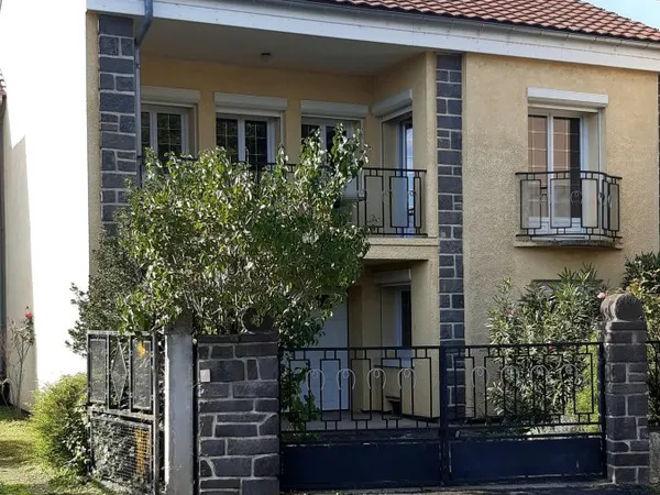 Maison 8 pièces 160 m²
