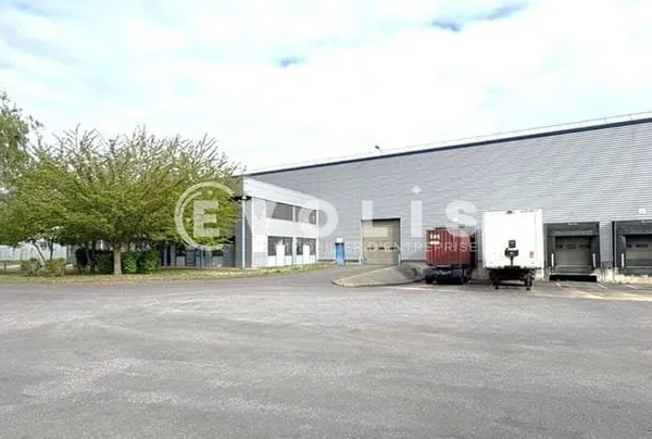 Local d'activité 7160 m²